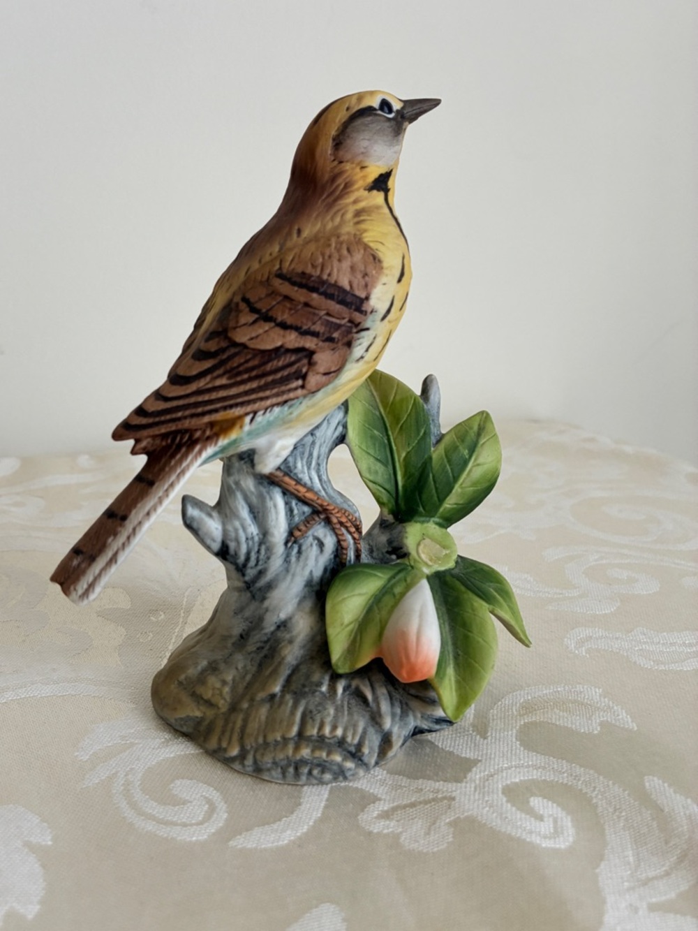 Vintage Andrea by Sadek Meadowlark Porcelain Figurine (Flawed—See Description) - Picture 2 of 10
